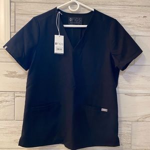 FIGS - Woman’s M - Black - 3 pkt scrub top